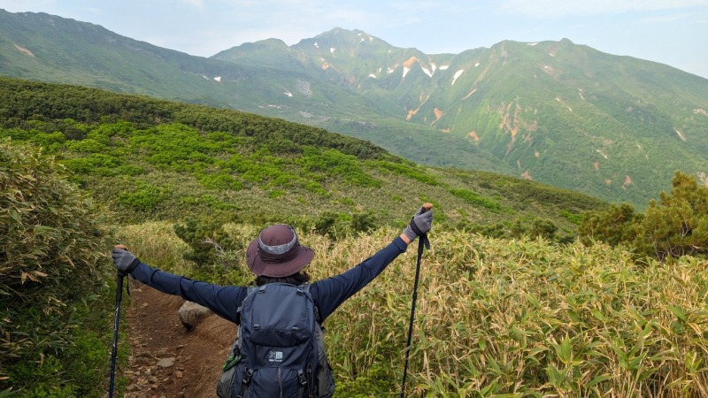 天気予報はいまひとつだったけど、晴れた！富良野岳がどーんと見えてきました。